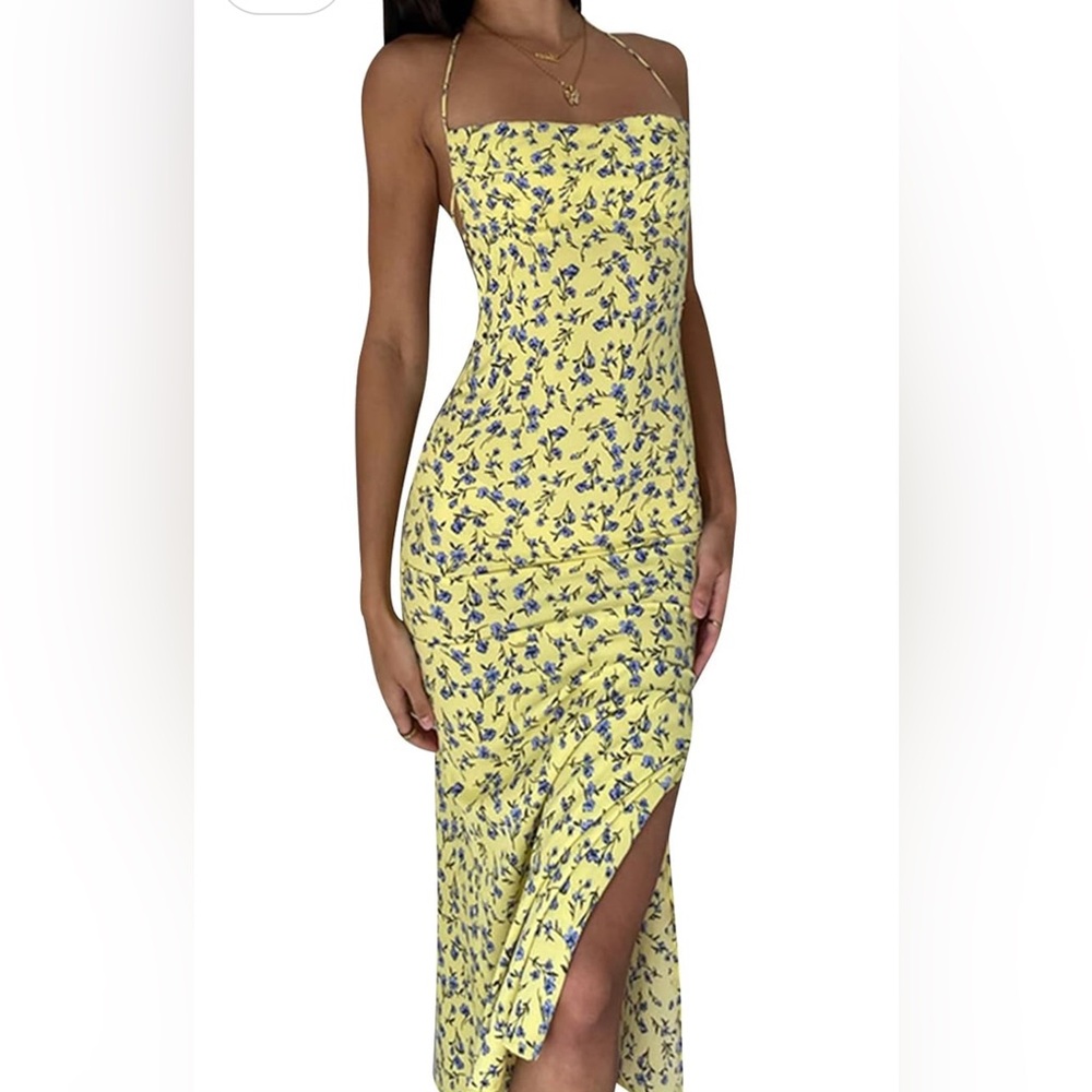 Cute light summer dress, open back with ties